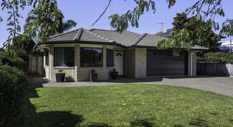  at 4 Ballantrae Place, Huntington, Hamilton