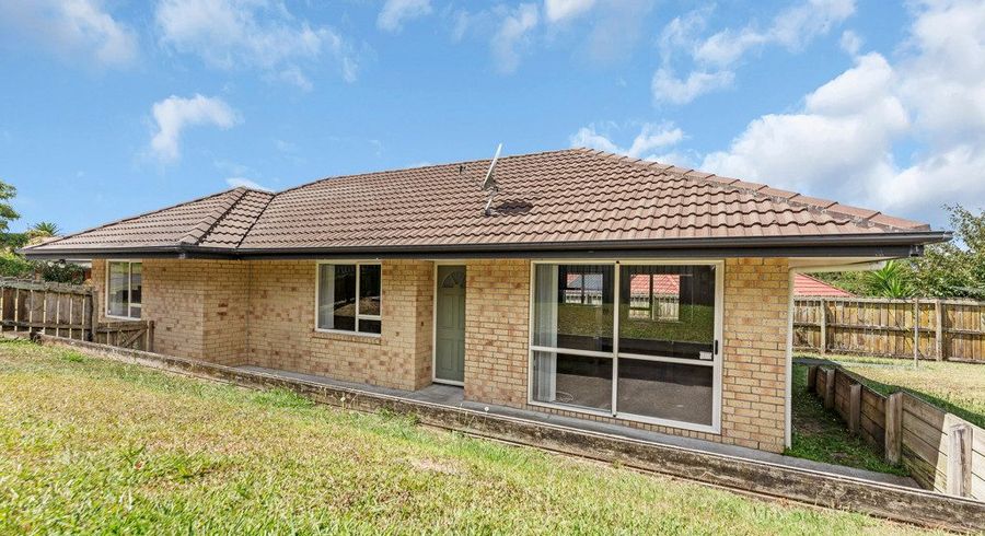  at 17 Cretian Crescent, Henderson, Waitakere City, Auckland
