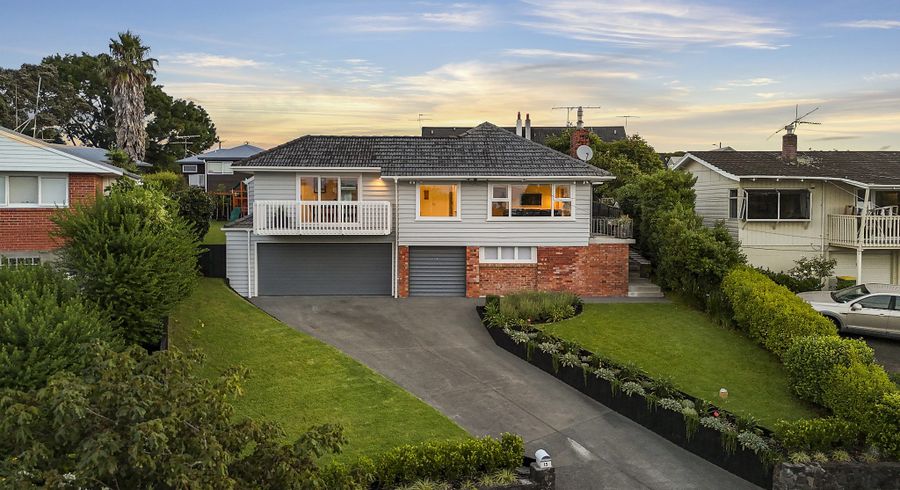  at 15 Fancourt Street, Meadowbank, Auckland
