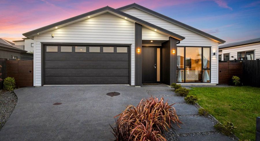  at 17 Vintry Drive, Huapai, Kumeu