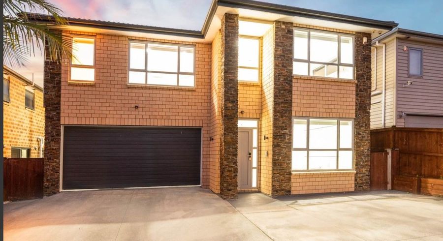  at 16 Hangahai Road, Flat Bush, Auckland