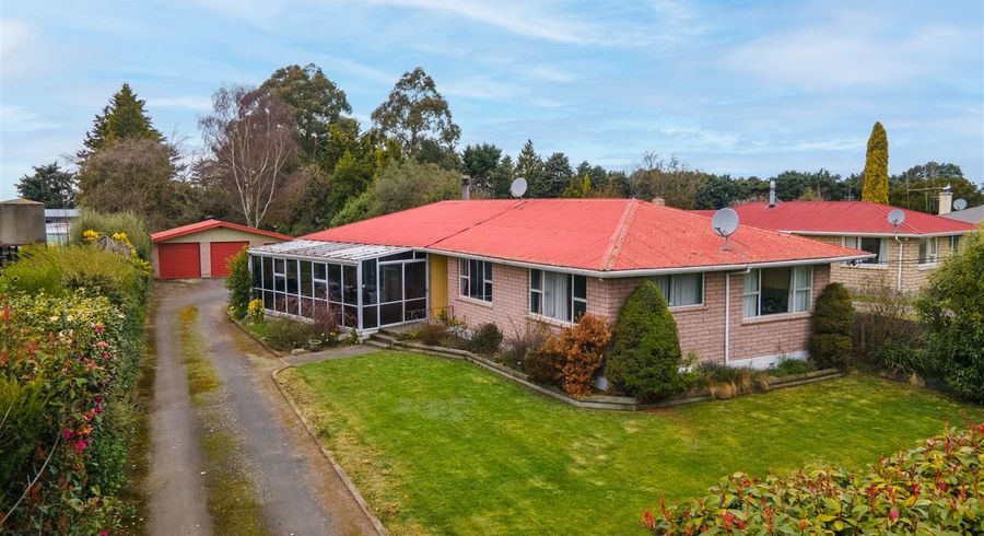  at 38 Acacia Drive, Levels
