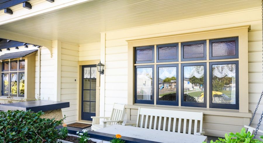  at 19 Beresford Street, Takaro, Palmerston North, Manawatu / Whanganui