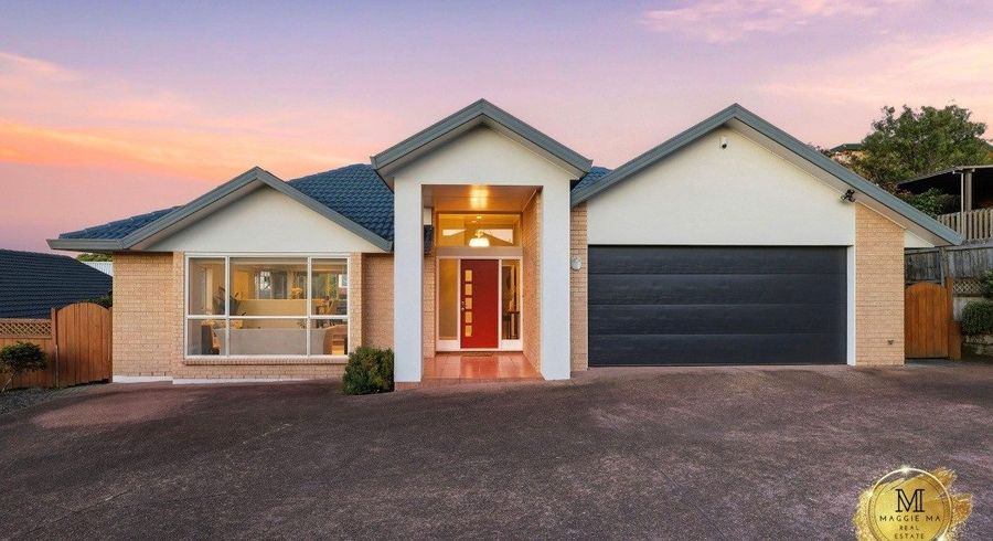  at 33 Wiltshire Place, Somerville, Manukau City, Auckland