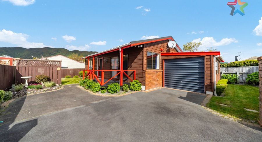  at 2/37 Leighton Avenue, Waiwhetu, Lower Hutt