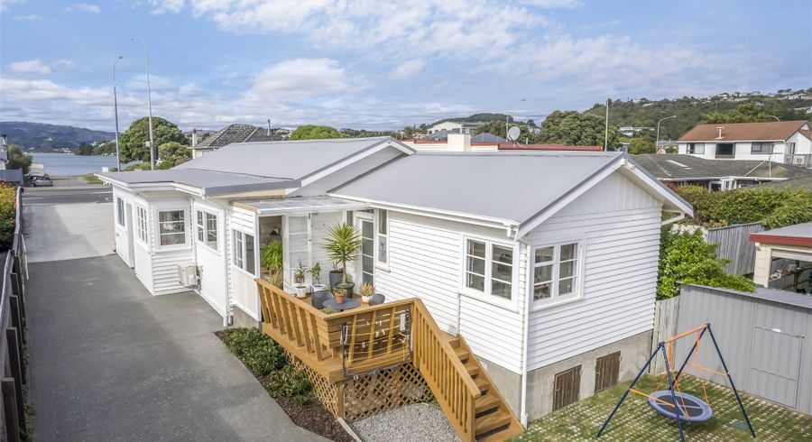  at 29 Mana Esplanade, Paremata, Porirua