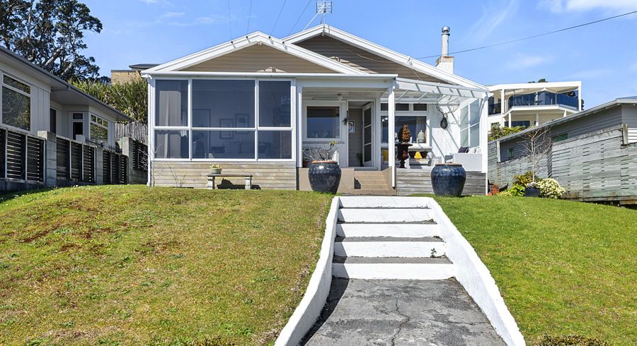  at 11 Burns Street, Westown, New Plymouth, Taranaki