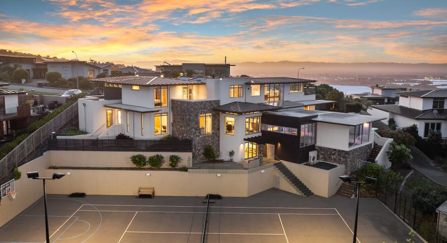  at 101 Glenstrae Road, Redcliffs, Christchurch City, Canterbury
