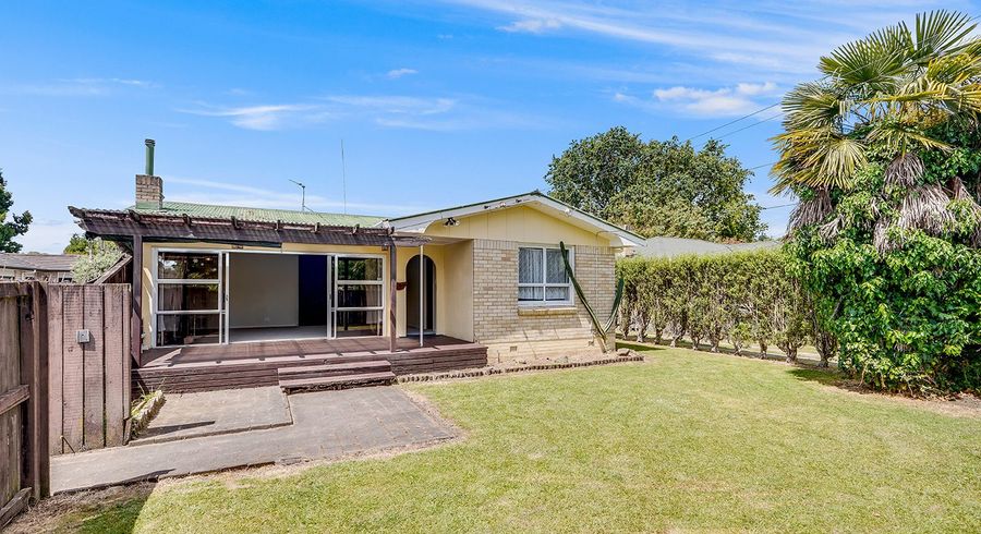  at 112 Masters Avenue, Silverdale, Hamilton, Waikato