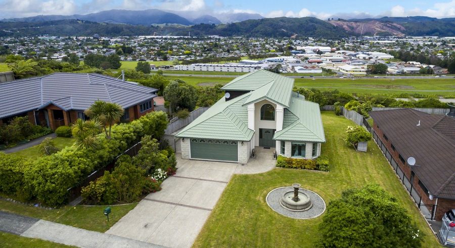  at 51 Riverstone Drive, Riverstone Terraces, Upper Hutt