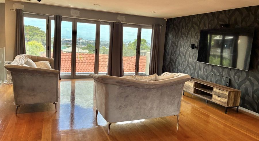  at 4 The Enclave, Totara Heights, Manukau City, Auckland