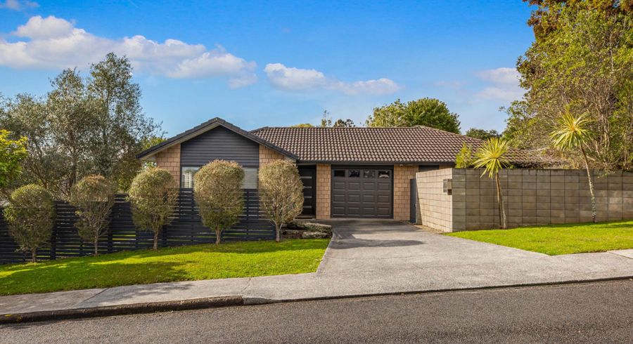  at 33 Taipari Road, Te Atatu Peninsula, Auckland