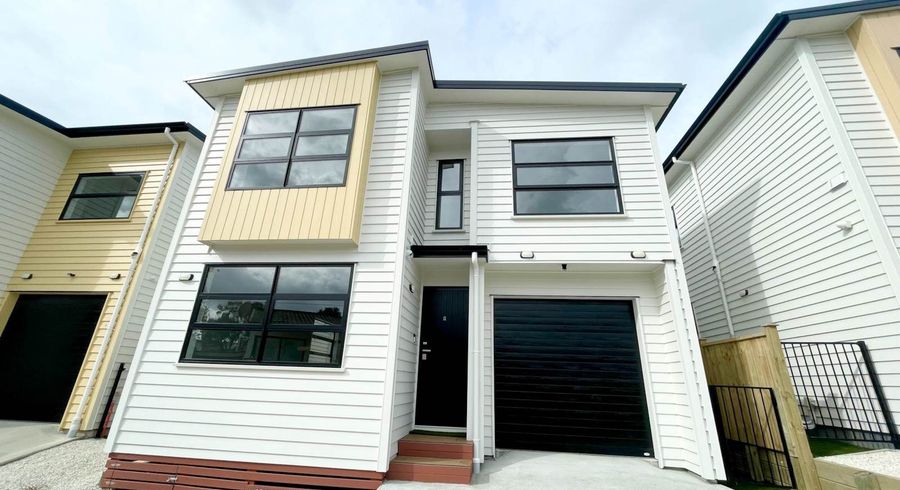  at 44B Godley Road, Green Bay, Waitakere City, Auckland