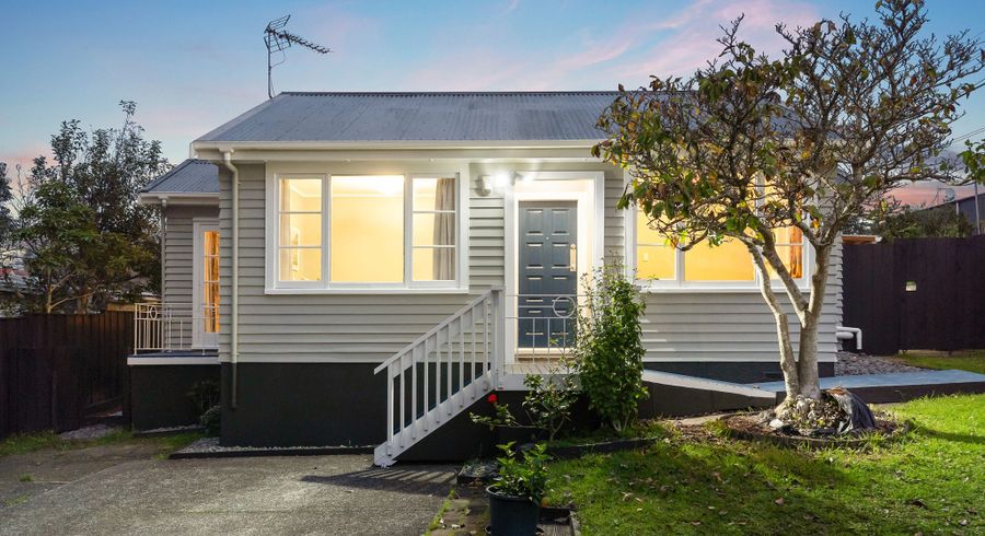 at 109 Beach Haven Road, Beach Haven, North Shore City, Auckland
