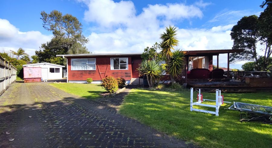  at 8 Archmillen Ave, Pakuranga Heights, Manukau City, Auckland