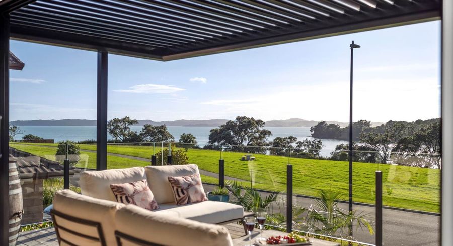  at 58  Weatherly Drive, Beachlands, Manukau City, Auckland