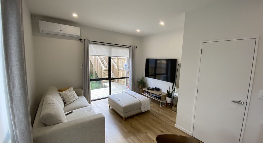  at 54 Picturesque Drive, Flat Bush, Manukau City, Auckland