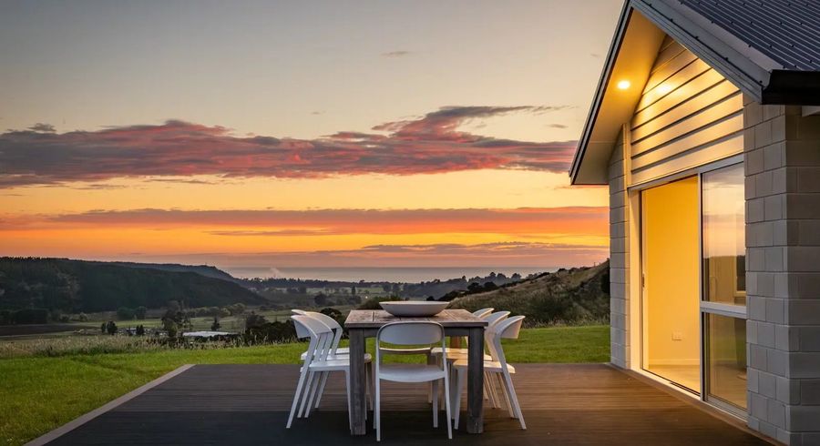  at 170 Eskridge Drive, Eskdale, Napier