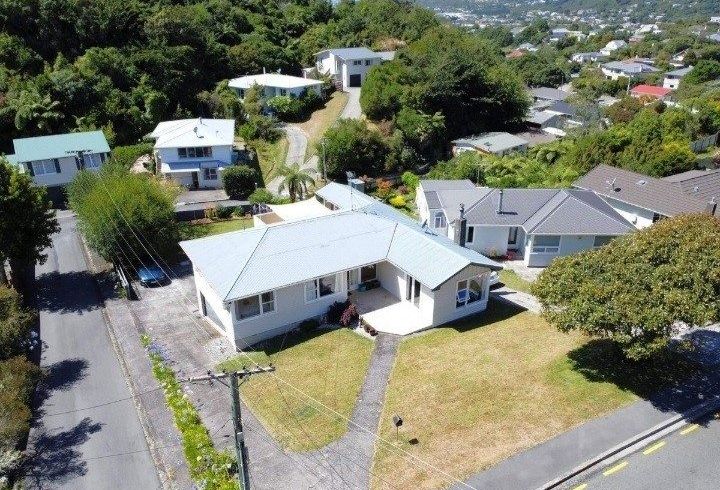  at 38 Larsen Crescent, Tawa, Wellington