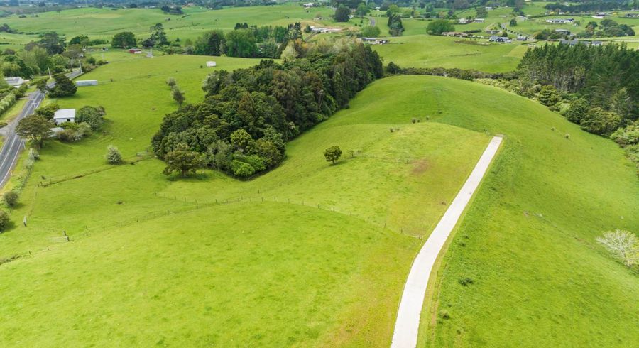  at 398 Tuhimata Road, Paerata, Pukekohe