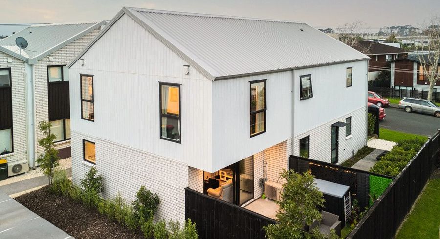  at 52B Rutland Road, Mount Wellington, Auckland City, Auckland