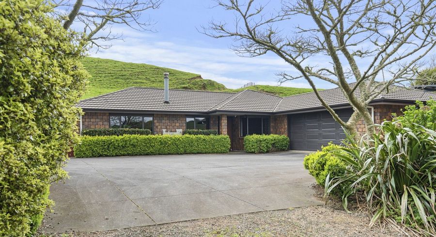  at 863 Tarata Road, Inglewood, New Plymouth, Taranaki