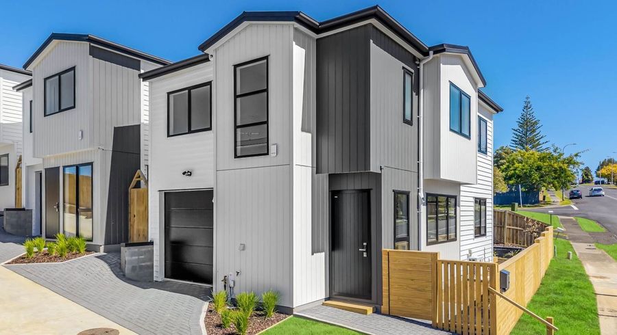  at 9 Larne Avenue, Pakuranga Heights, Manukau City, Auckland