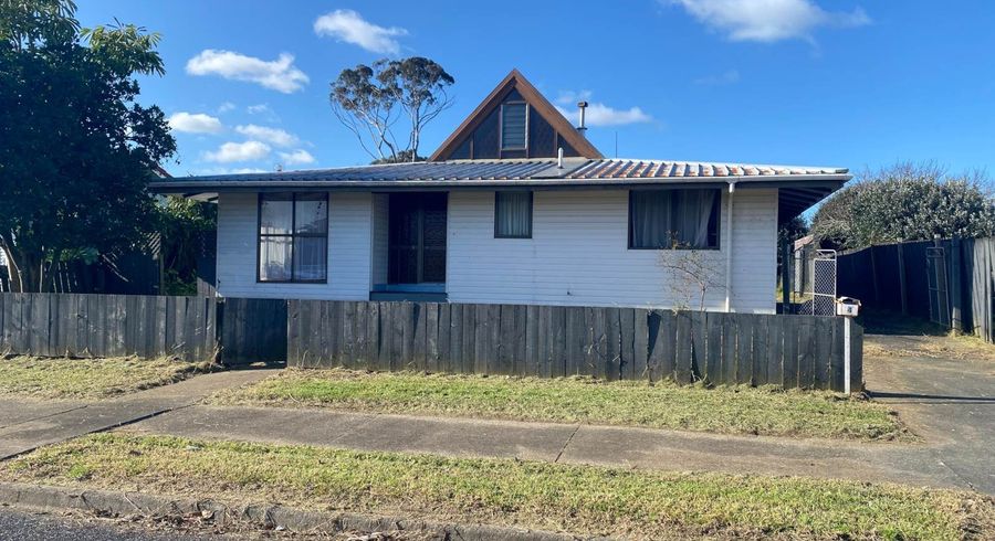  at 4 Tourmalin Place, Wiri, Manukau City, Auckland