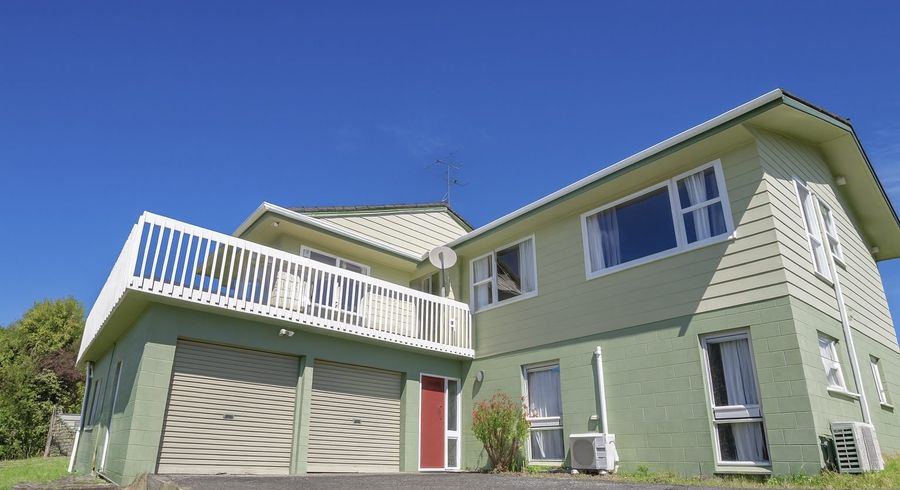  at 61 Waimumu Road, Massey, Waitakere City, Auckland