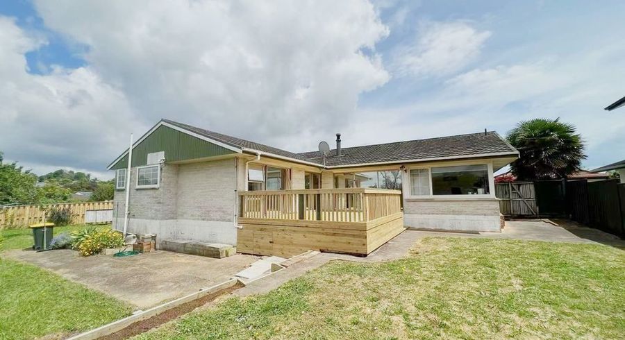  at 5 Serrita Avenue, Sunnyhills, Manukau City, Auckland