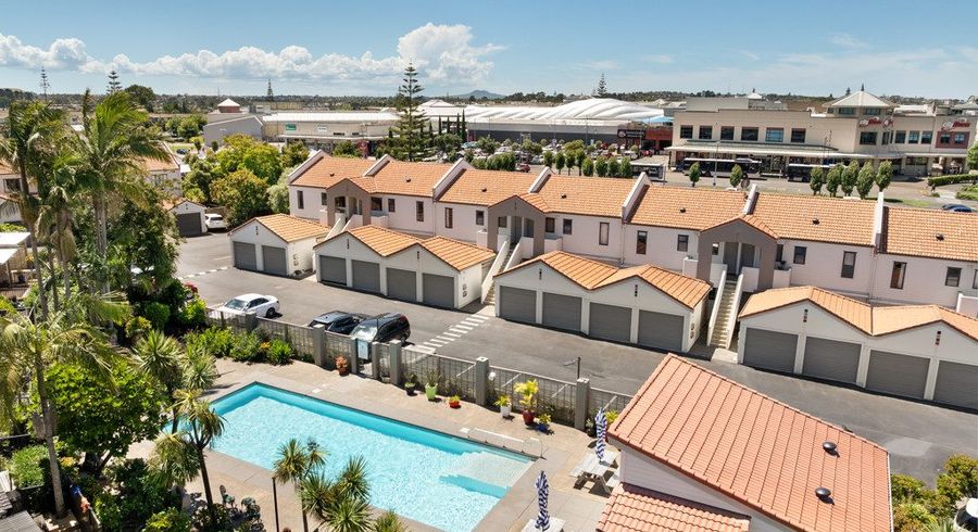  at 26/21 Armoy Drive, East Tamaki, Manukau City, Auckland