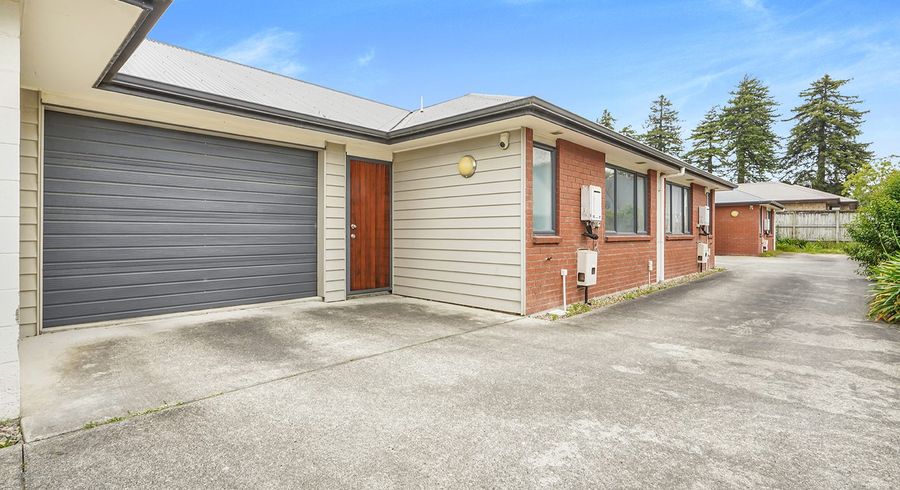  at 10B Inverness Avenue, Hamilton East, Hamilton