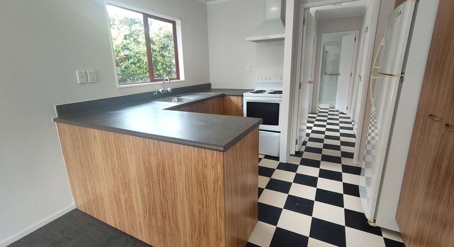  at 8A Paramu Avenue, Birkdale, North Shore City, Auckland