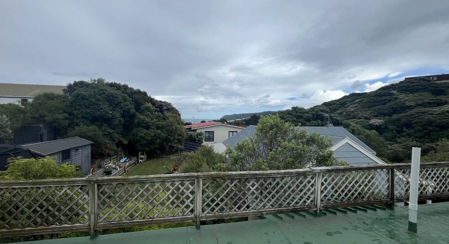  at 2 Mervyn Place, Plimmerton, Porirua, Wellington