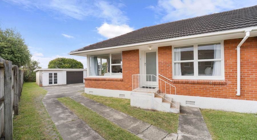  at 4/30 Jutland Road, Hauraki, North Shore City, Auckland
