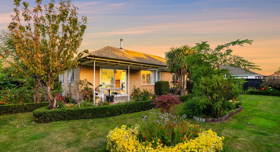  at 8 Cavendish Road, Casebrook, Christchurch