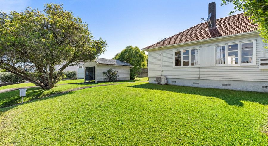  at 23 Clarence Road, Northcote Point, North Shore City, Auckland