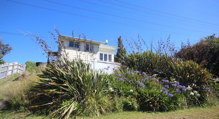  at 12 Robert Avenue, Pukemiro