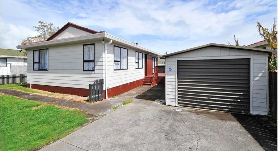  at 19A Etherton Drive, Weymouth, Manukau City, Auckland