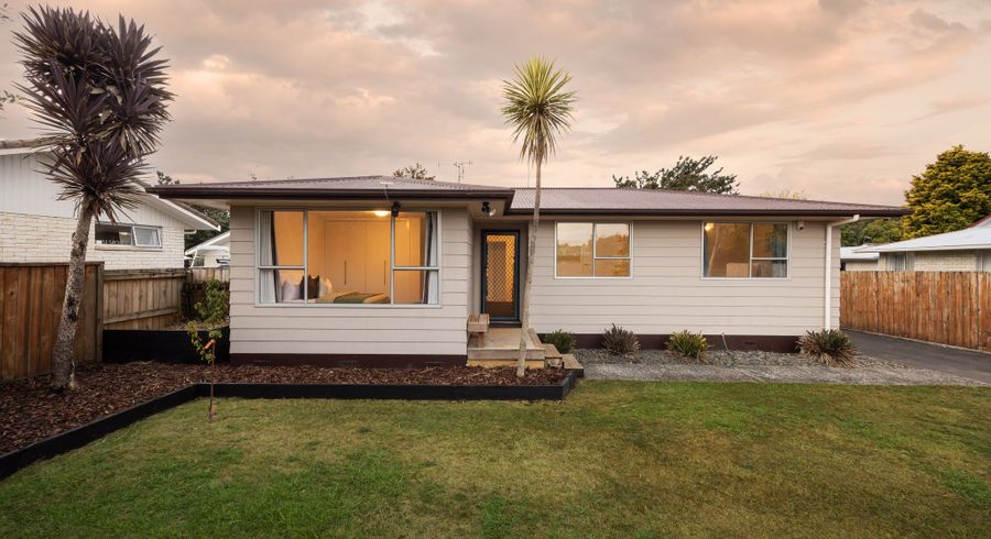  at 46 Elmwood Crescent, Pukete, Hamilton
