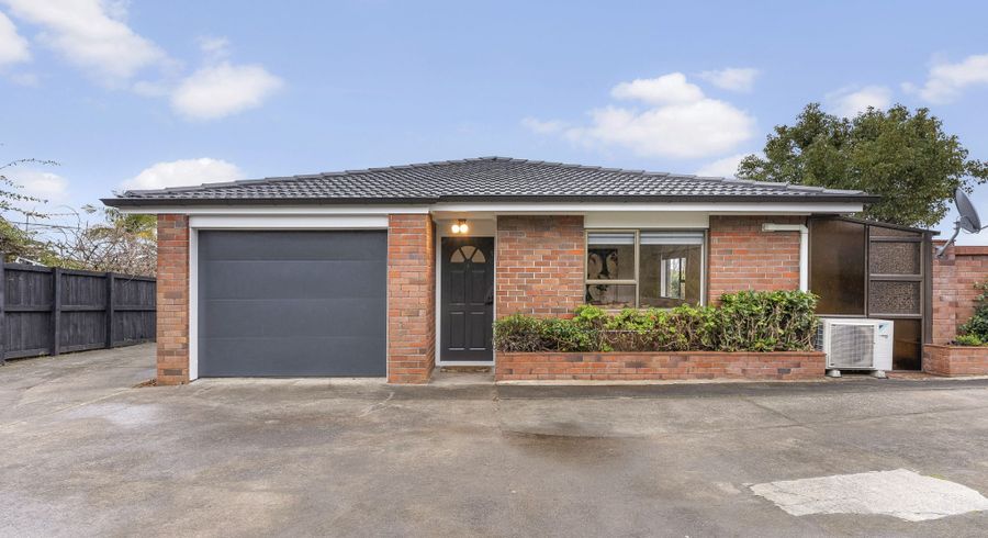  at 1/16 Ullswater Place, Half Moon Bay, Manukau City, Auckland