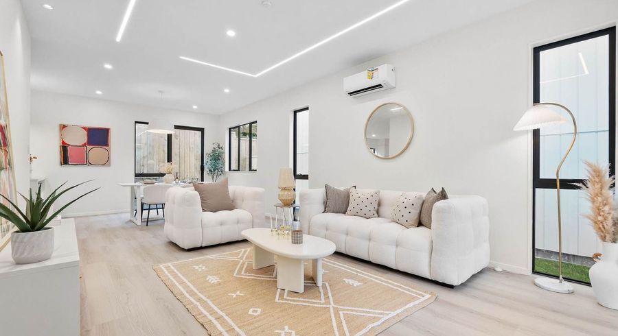  at 4/129 Arran Road, Browns Bay, North Shore City, Auckland