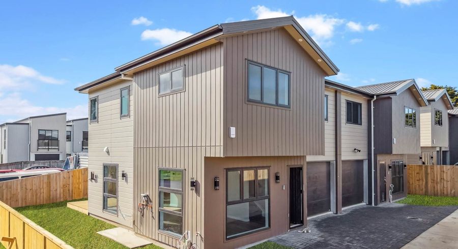  at 44 A Innismara Avenue, Wattle Downs, Manukau City, Auckland