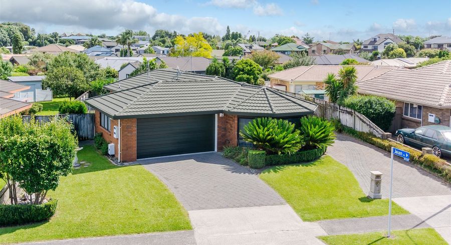  at 14 Moreland Avenue, Pukete, Hamilton