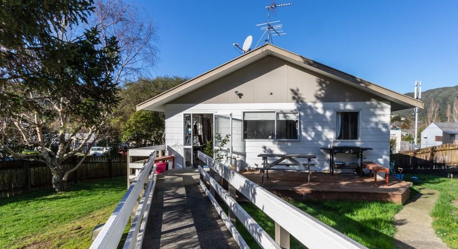  at 1 Tiroiti Grove, Stokes Valley, Lower Hutt