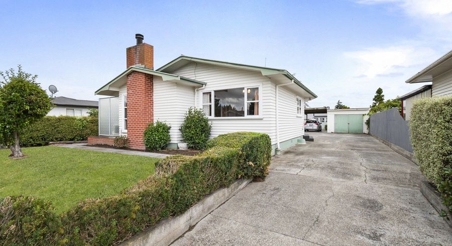  at 18 Fairview Avenue, Feilding, Feilding