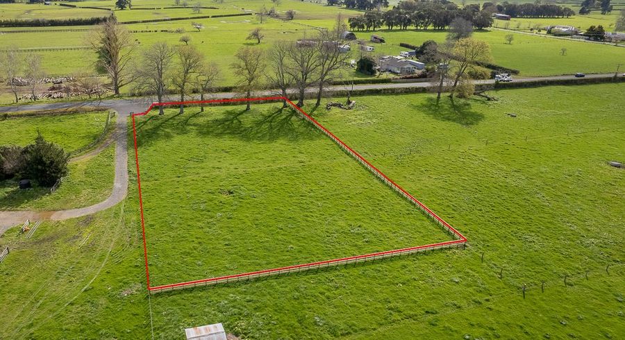  at 374 Victoria Road, Pukemoremore, Hamilton
