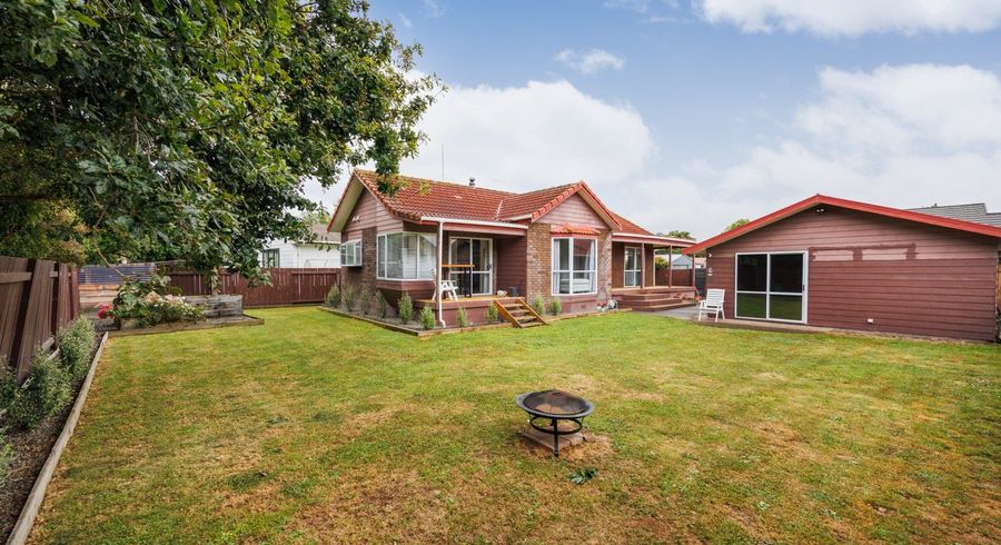  at 21 Dalfield Place, Highbury, Palmerston North