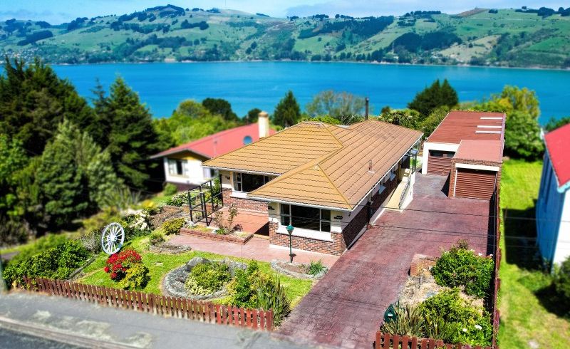  at 12 Kowhai Street, Ravensbourne, Dunedin