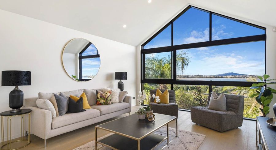  at 13 Waimana Avenue, Northcote Point, North Shore City, Auckland